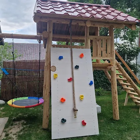 בית נופש Nad Sadom *